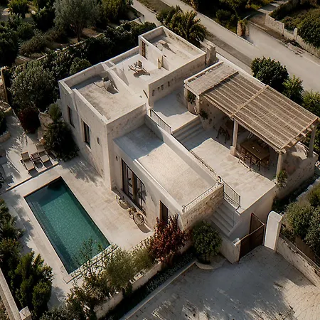 Glamyra House For 8 Guests * Pounda
